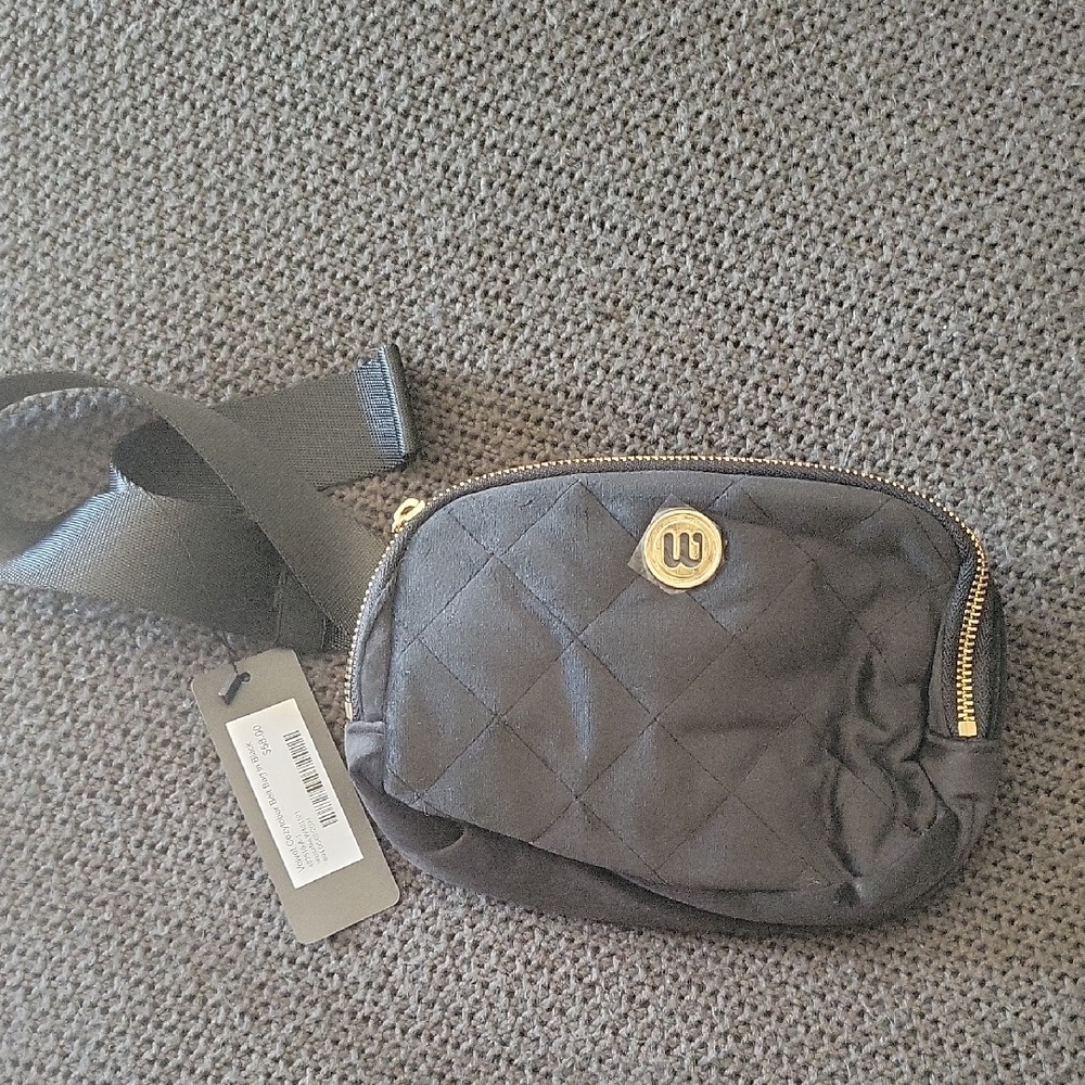 Elegant Black Quilted Crossbody Bag